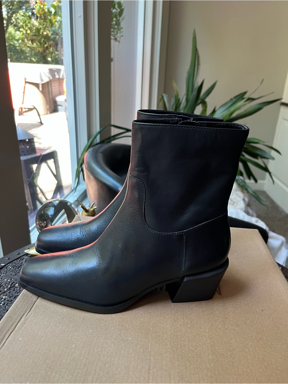 STEVE MADDEN DANEY BLACK BOOTIES 6.5 - Picture 8 of 12